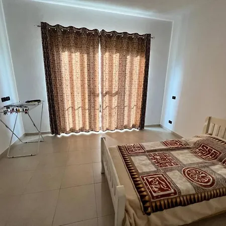 Vacanze Vicino Tirana 公寓 *